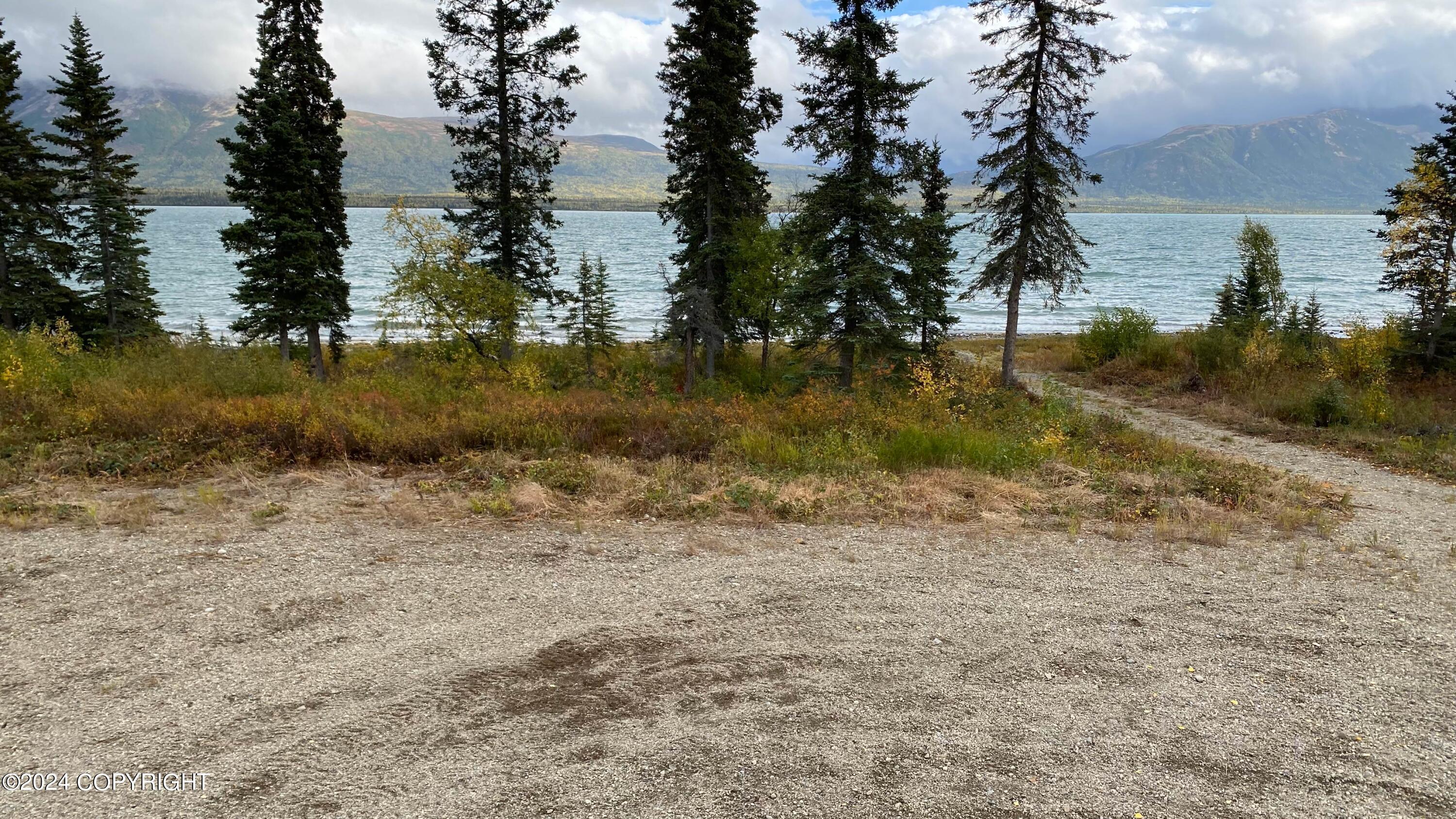L2-3 Keyes Point Property Photo 32