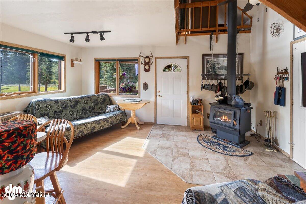 L8/9 Gulkana River Property Photo 13
