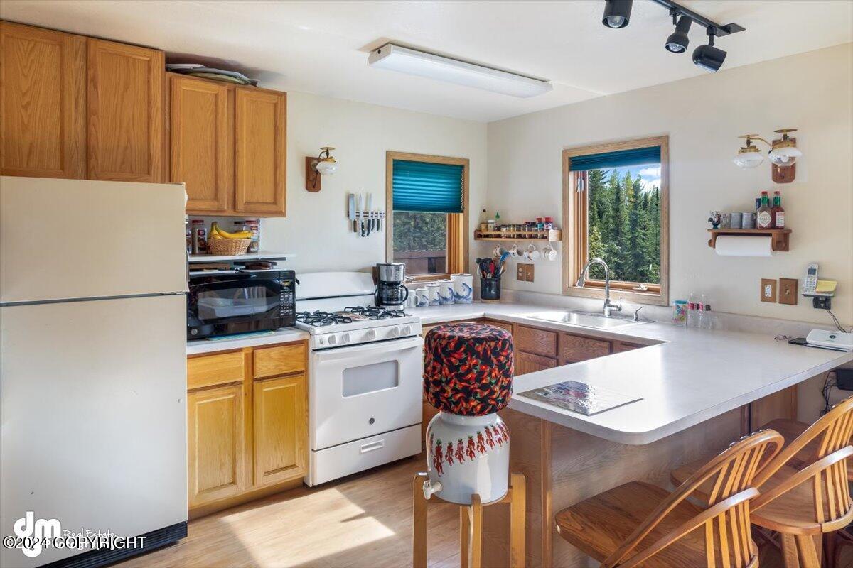 L8/9 Gulkana River Property Photo 15