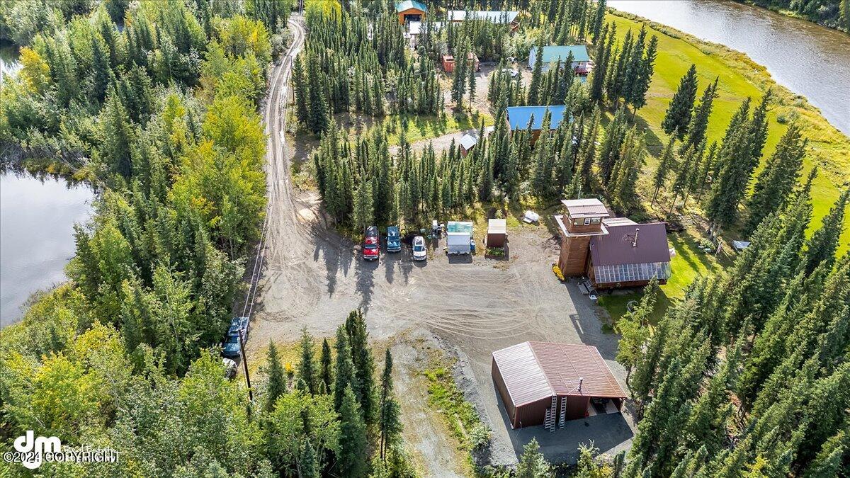 L8/9 Gulkana River Property Photo 24