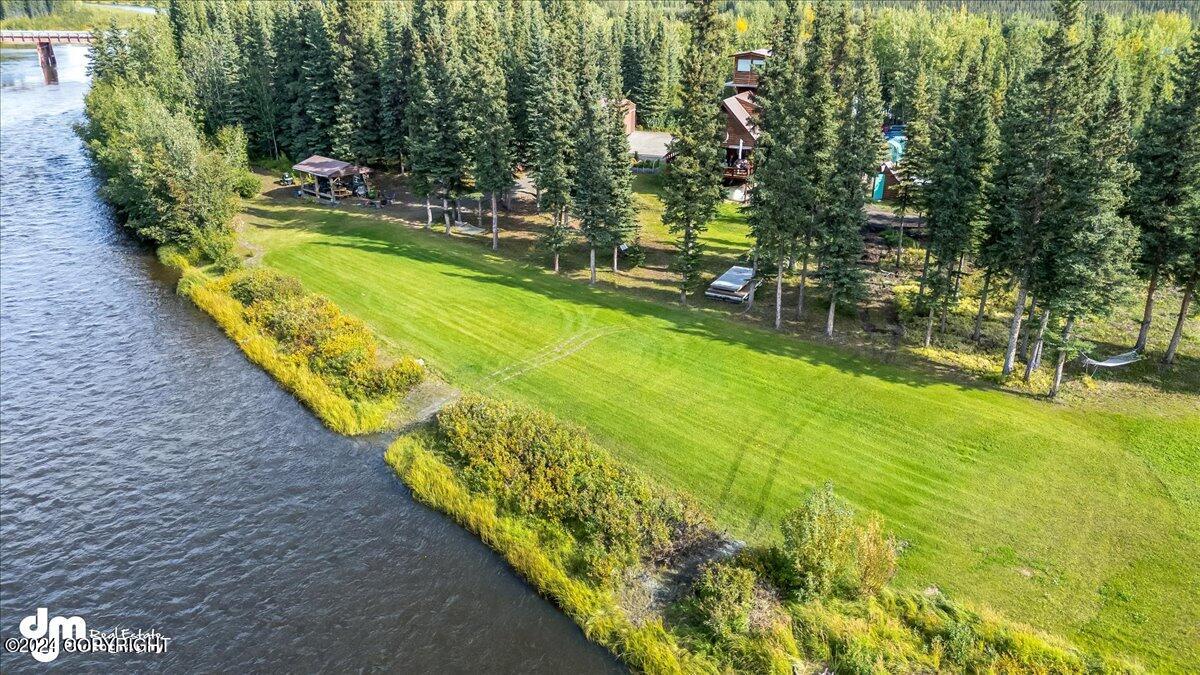 L8/9 Gulkana River Property Photo 34