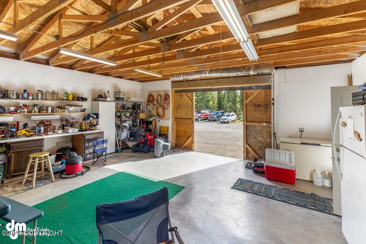 L8/9 Gulkana River Property Photo 44