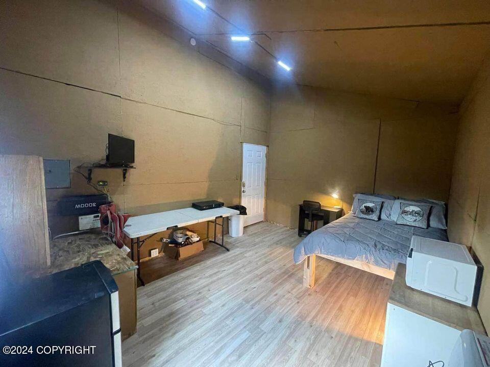 L3b9 Hanus Road Property Photo 5