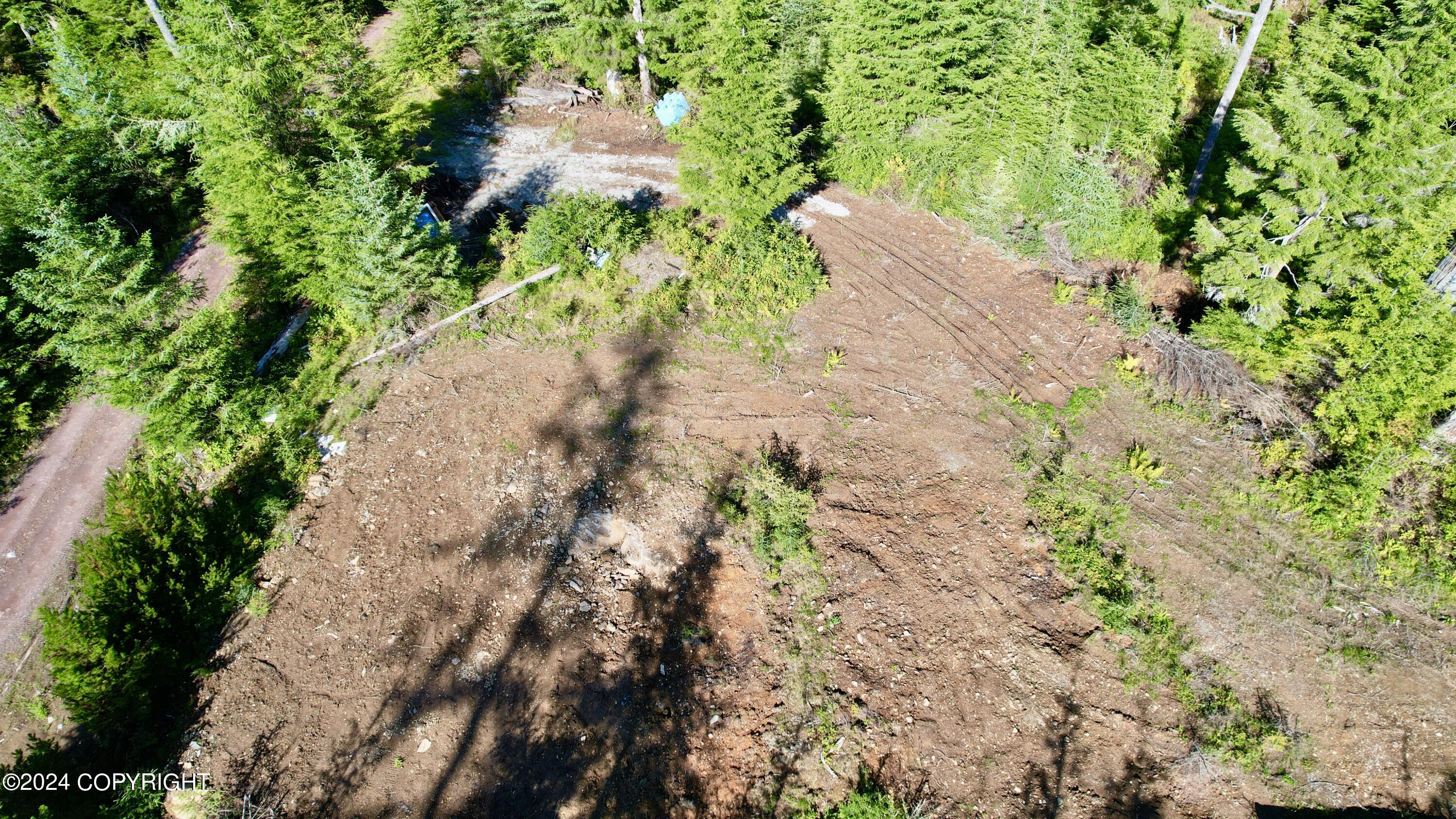 L5b4 Gutchi Cove Property Photo 8