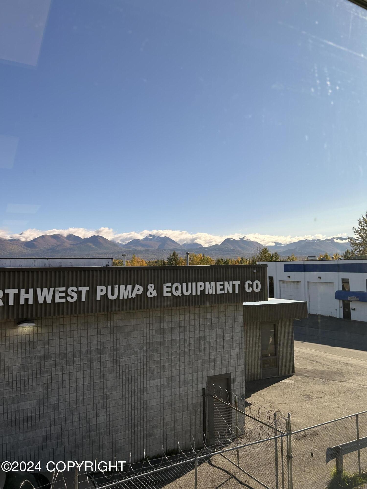 6957 Old Seward Highway Property Photo 12
