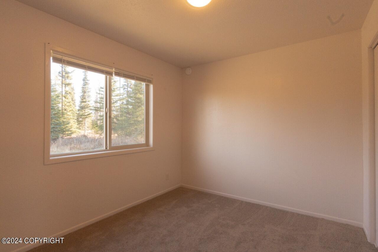 65449 Lingonberry Road Property Photo 28