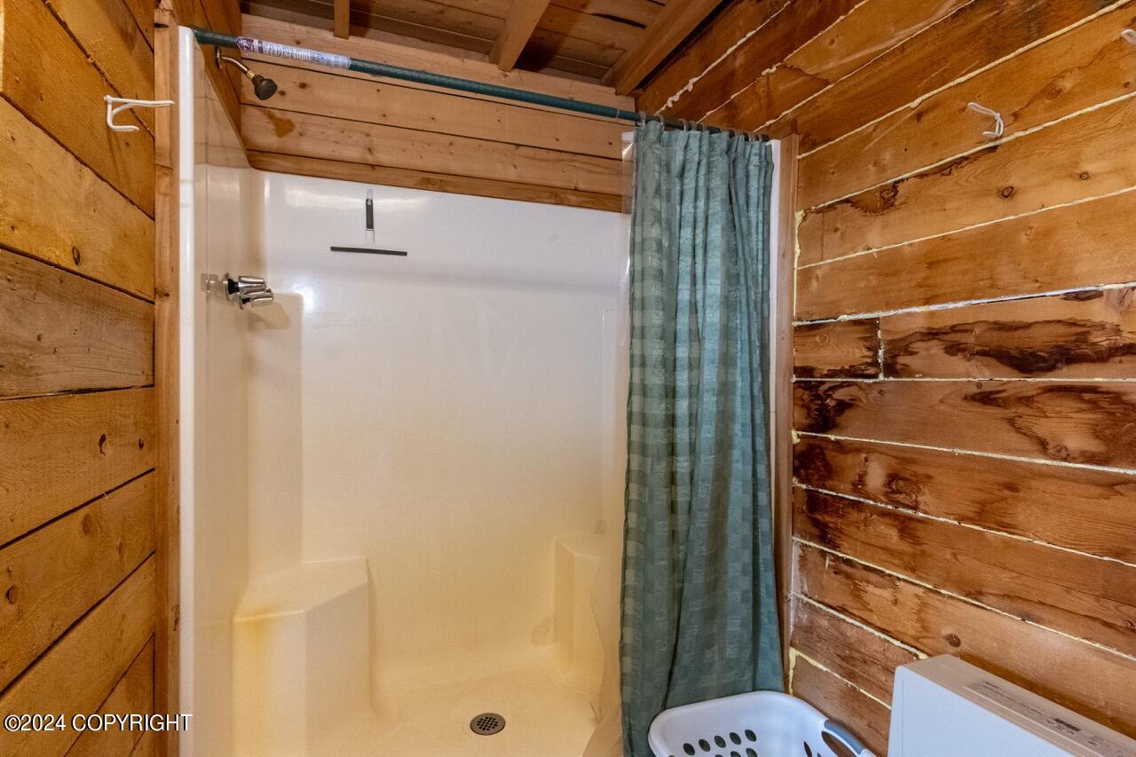 65449 Lingonberry Road Property Photo 63
