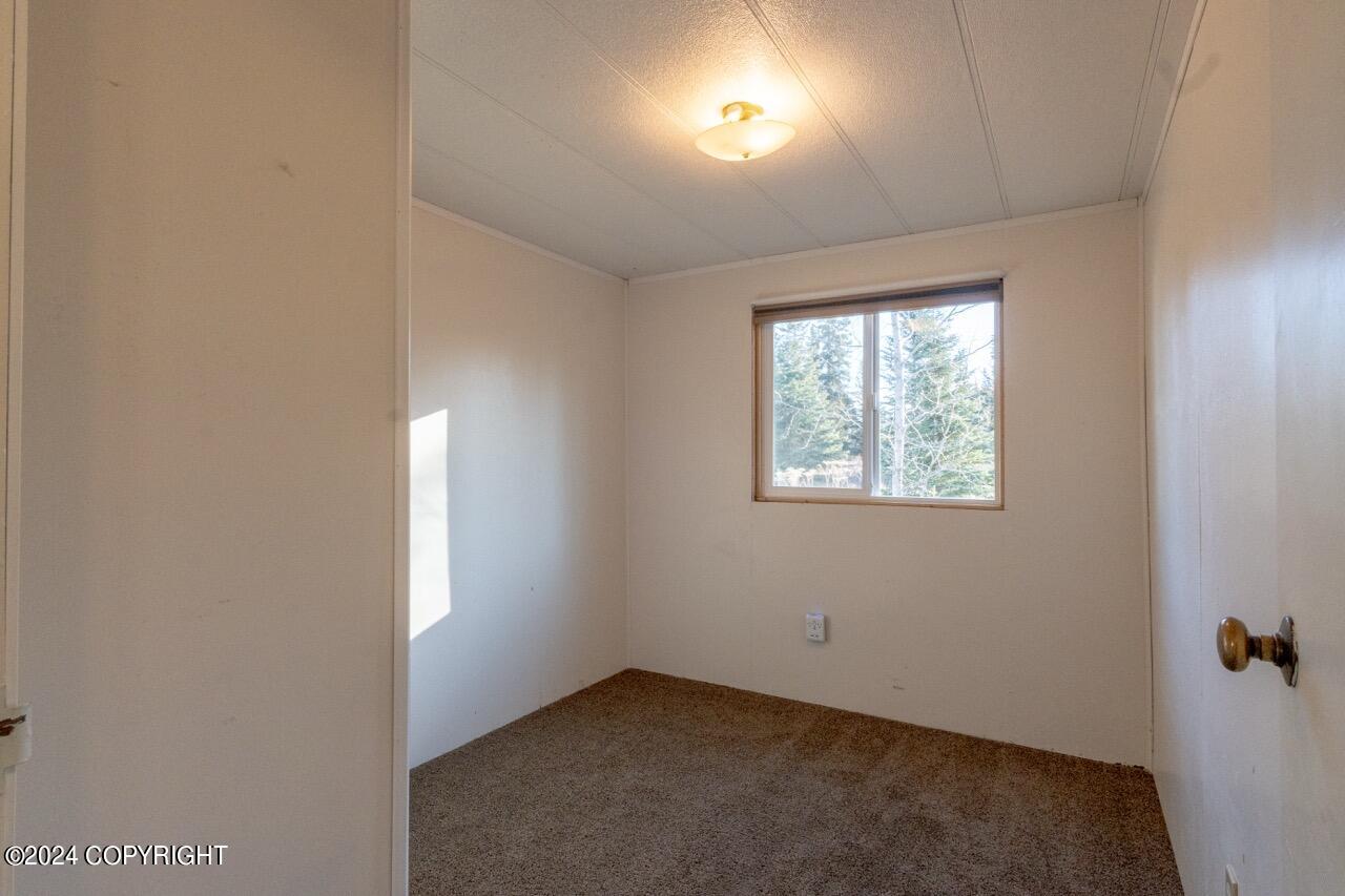 65449 Lingonberry Road Property Photo 36