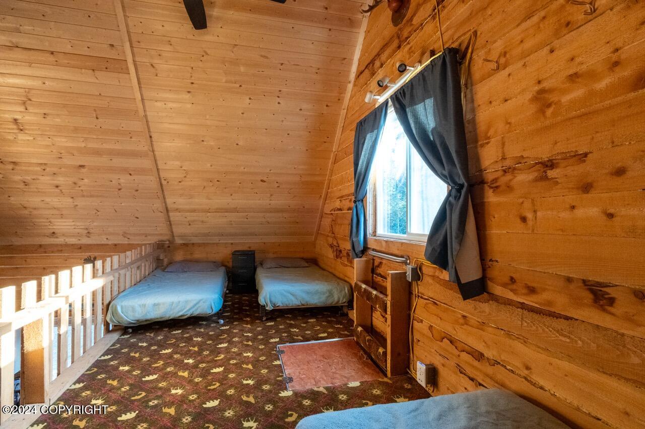 65449 Lingonberry Road Property Photo 43