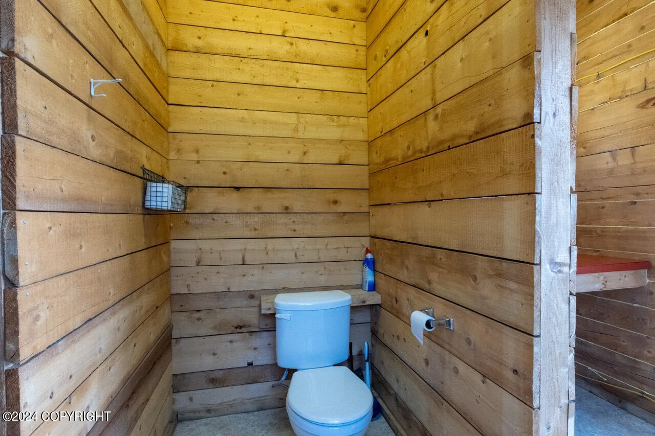 65449 Lingonberry Road Property Photo 46
