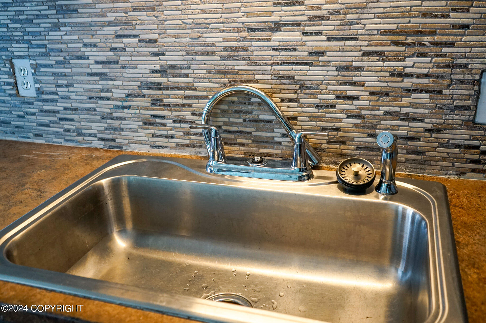 17347 Flintwood Place Property Photo 26