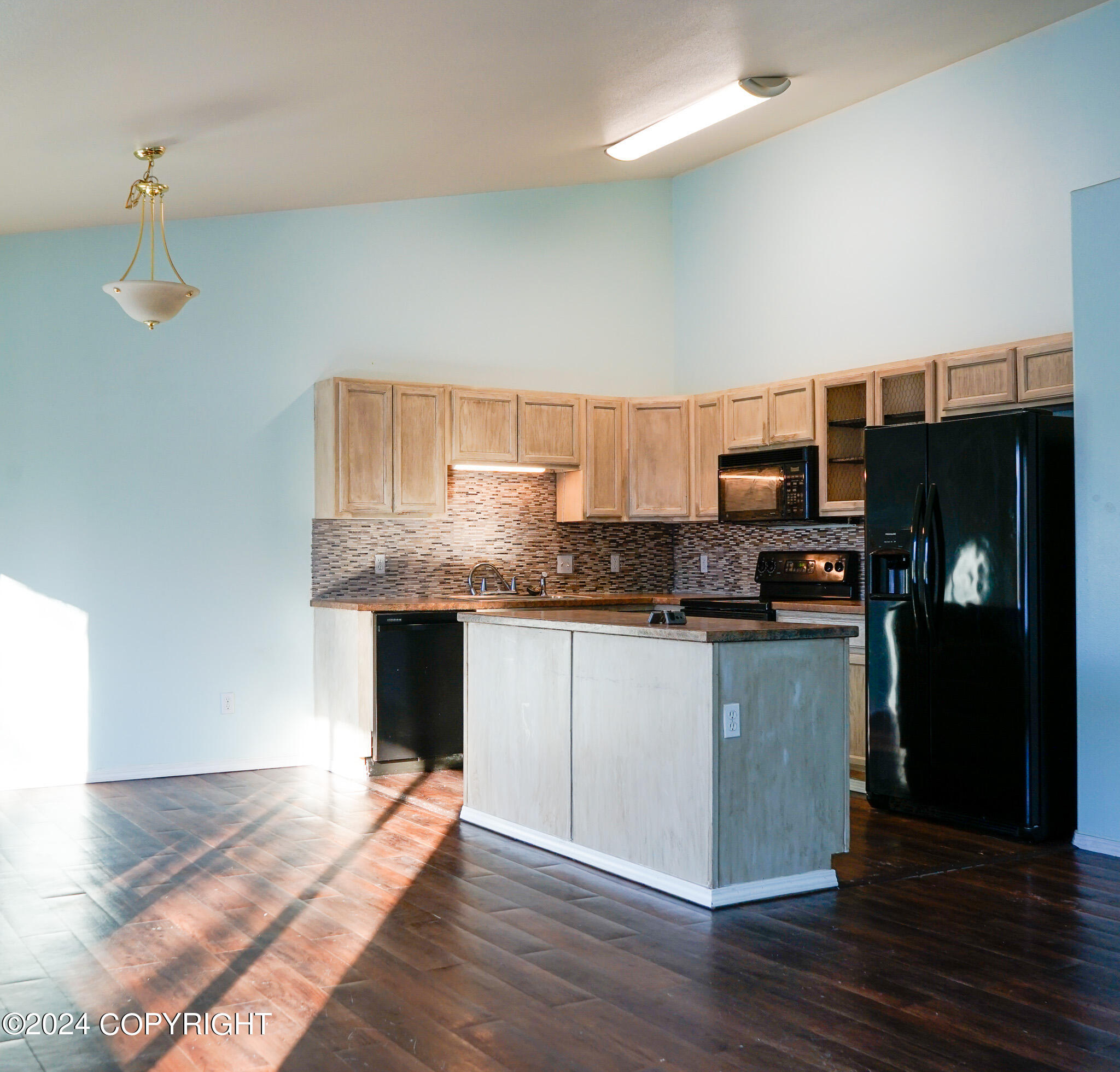 17347 Flintwood Place Property Photo 29