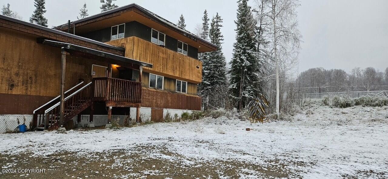 371 N Old Steese Highway Property Photo 1