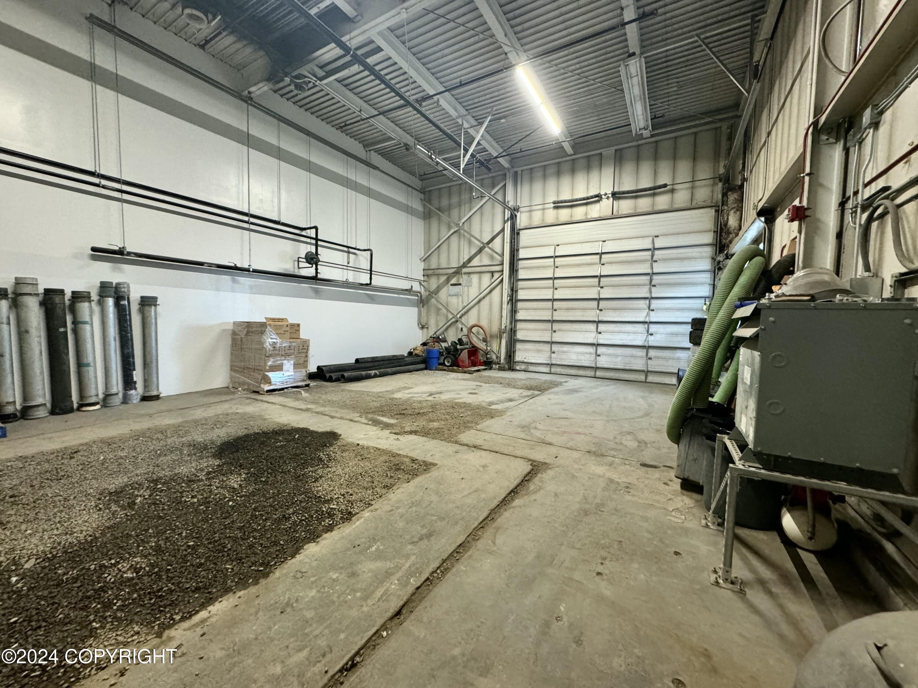 229 E Whitney Road Property Photo 4