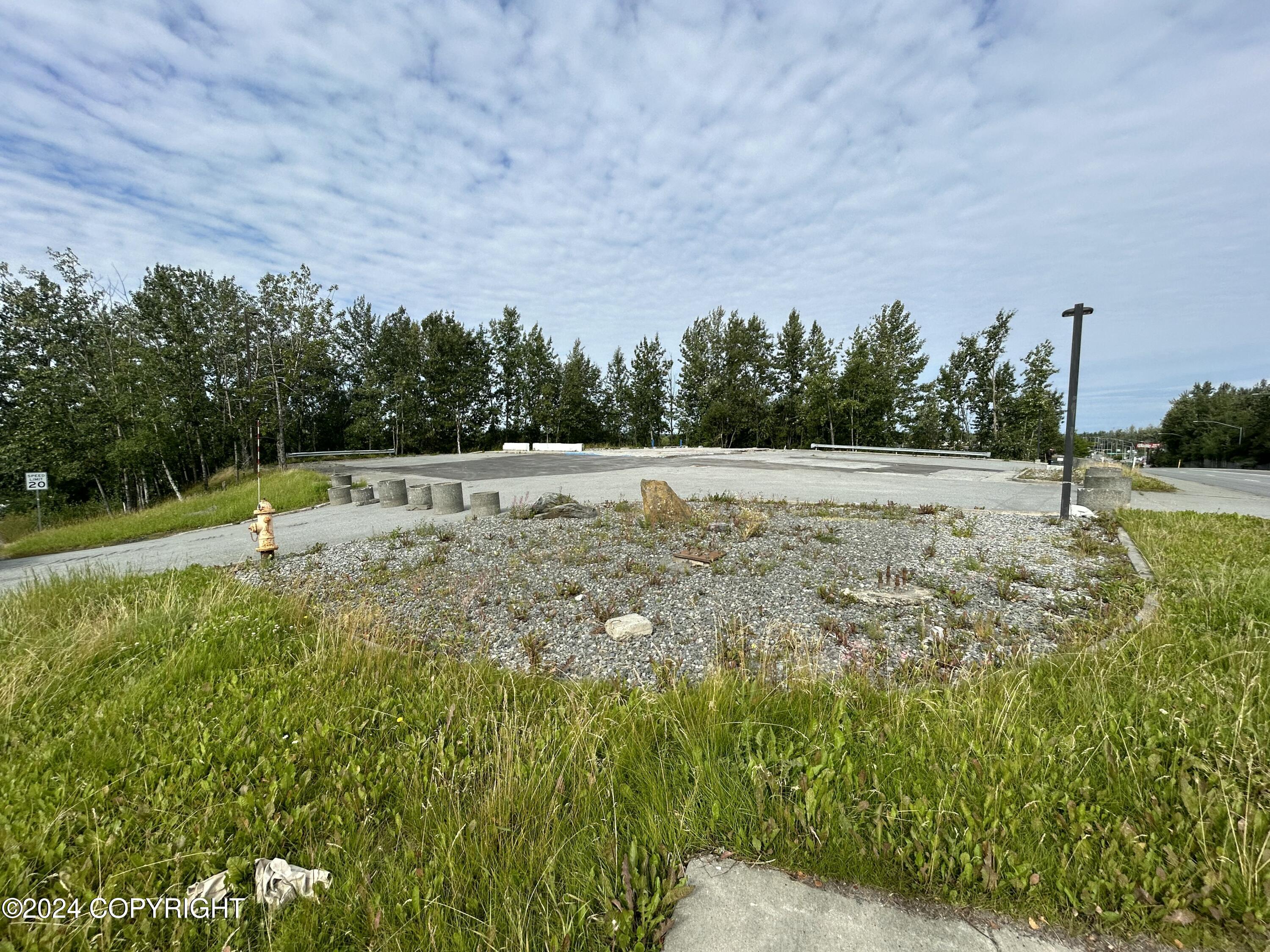 1900 Muldoon Road Property Photo 6