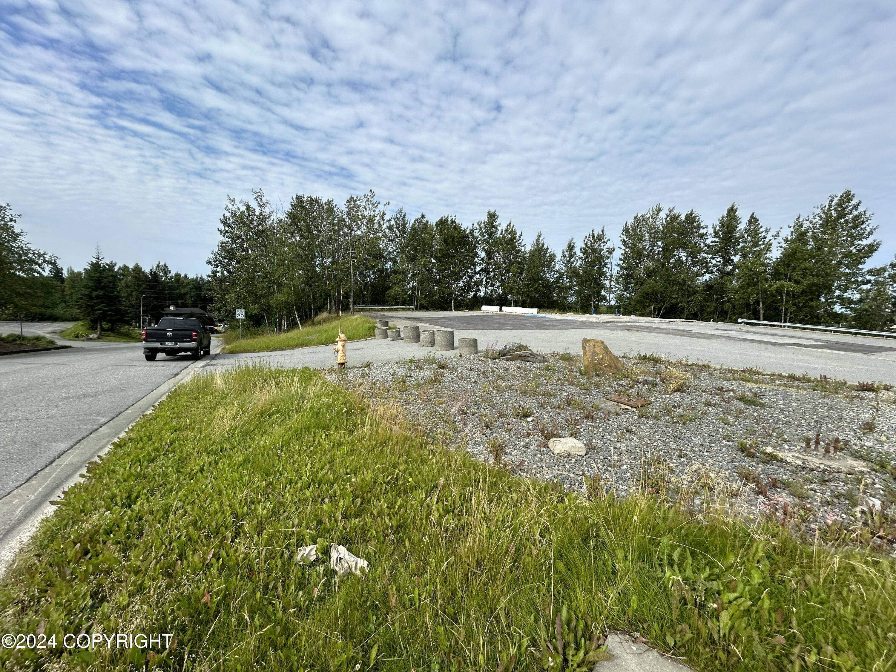 1900 Muldoon Road Property Photo 7