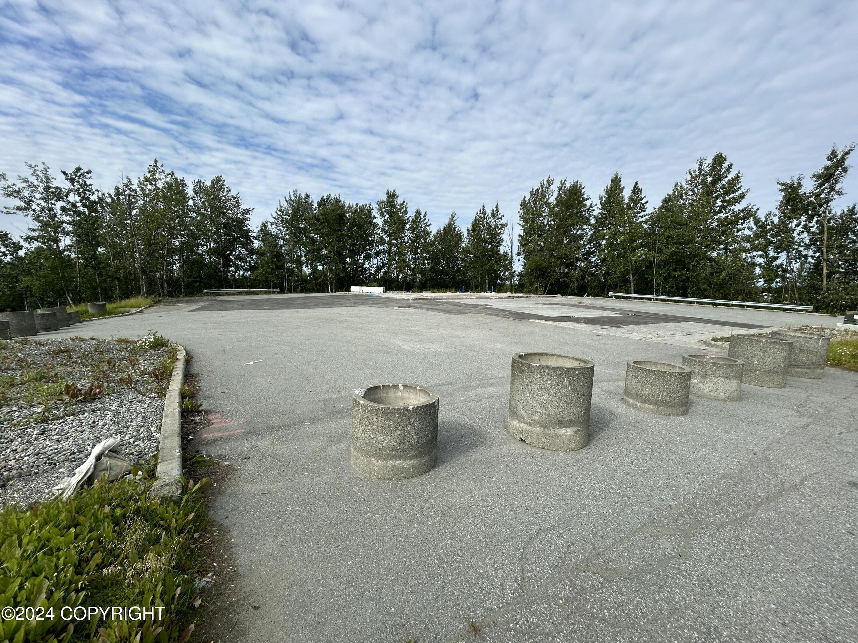 1900 Muldoon Road Property Photo 10