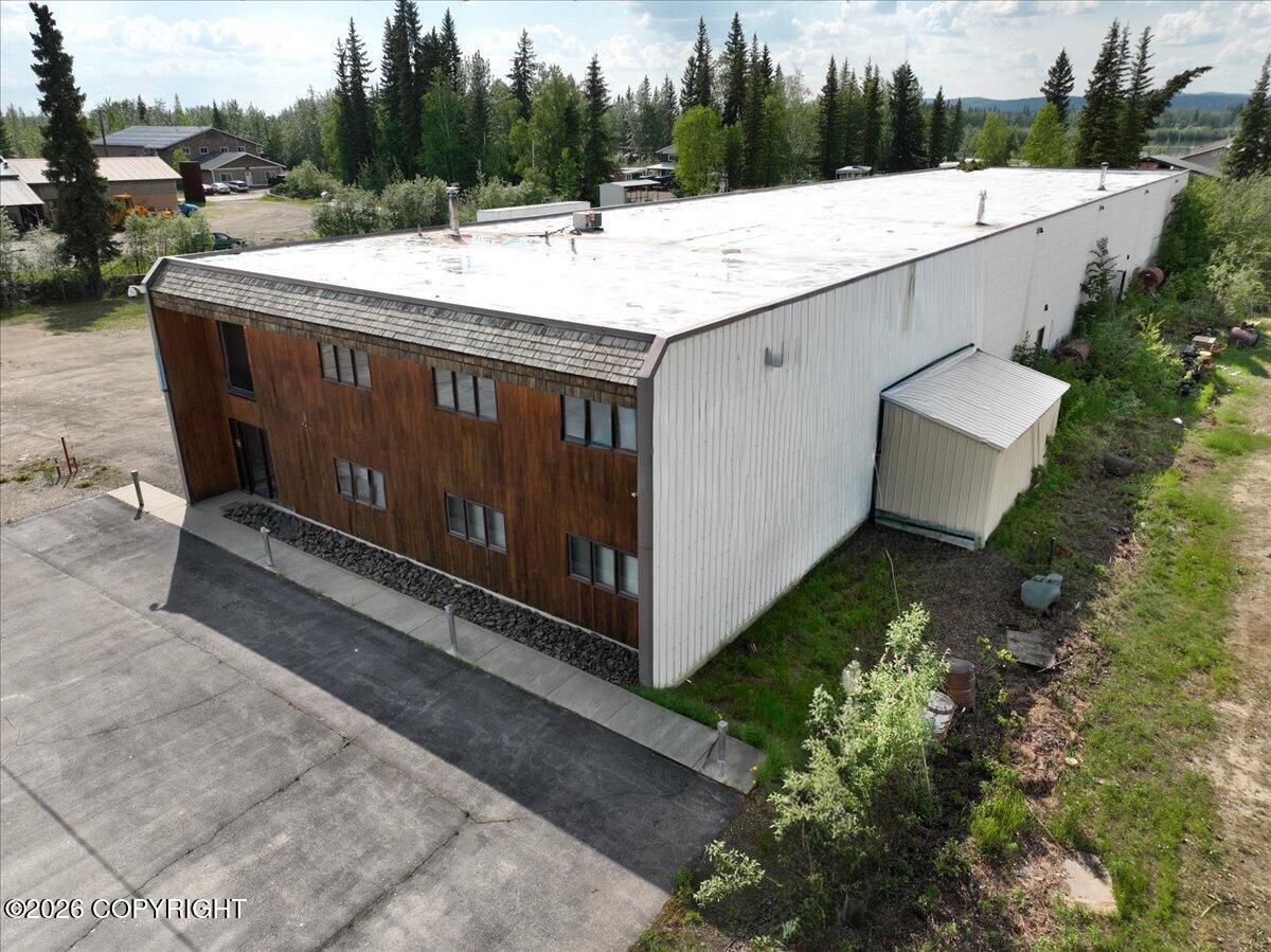 980 Deere Street Property Photo 4