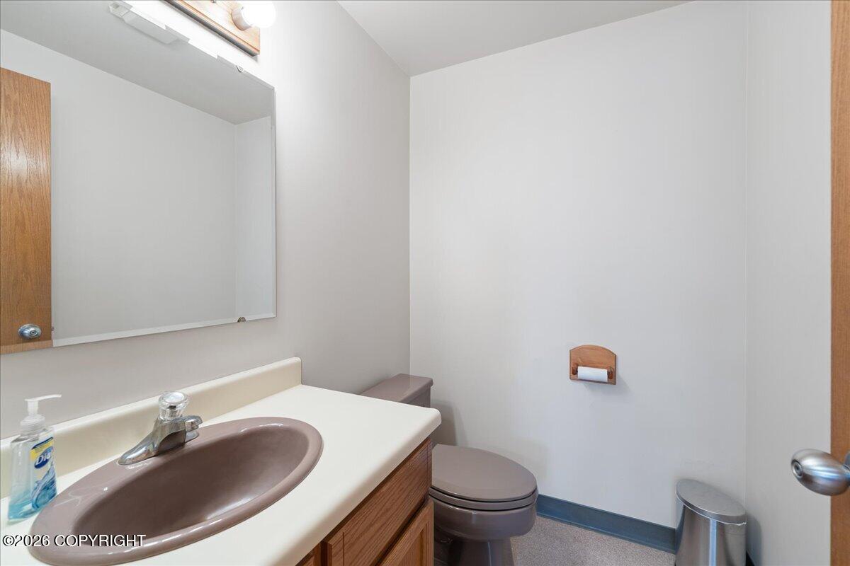980 Deere Street Property Photo 13