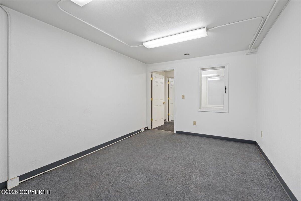 980 Deere Street Property Photo 43