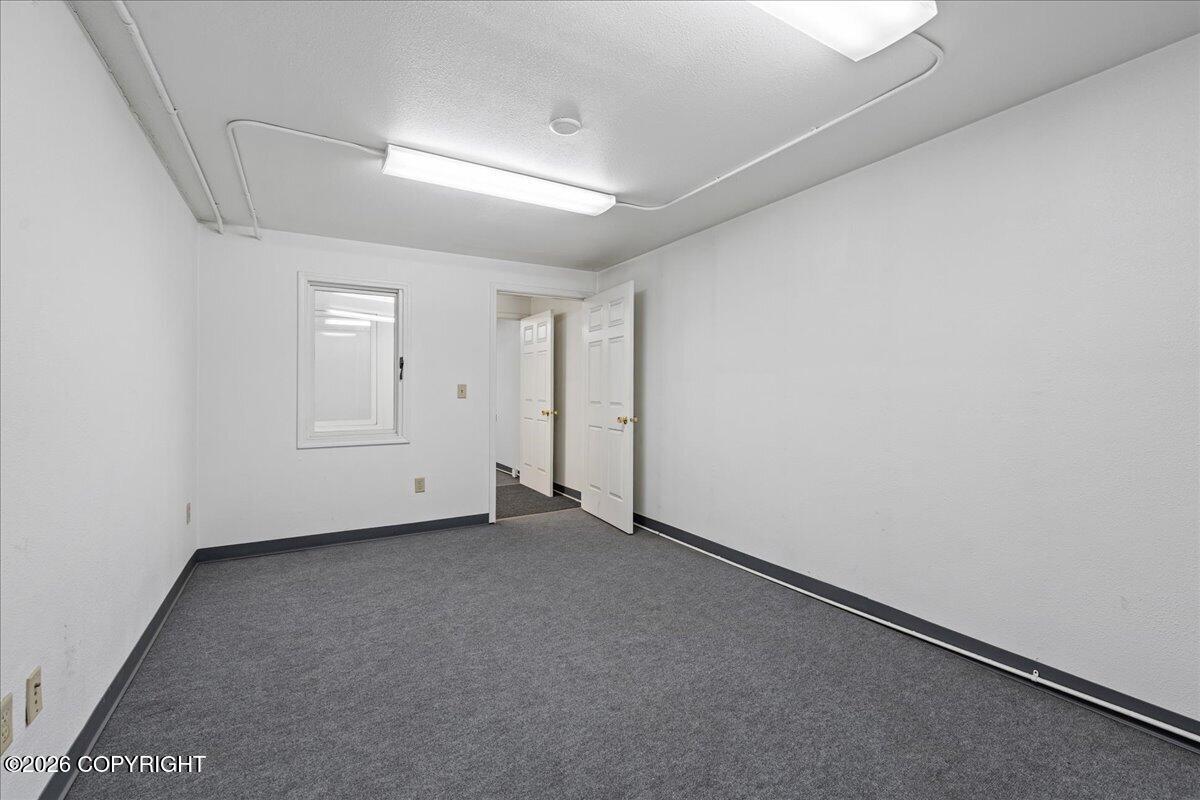 980 Deere Street Property Photo 45