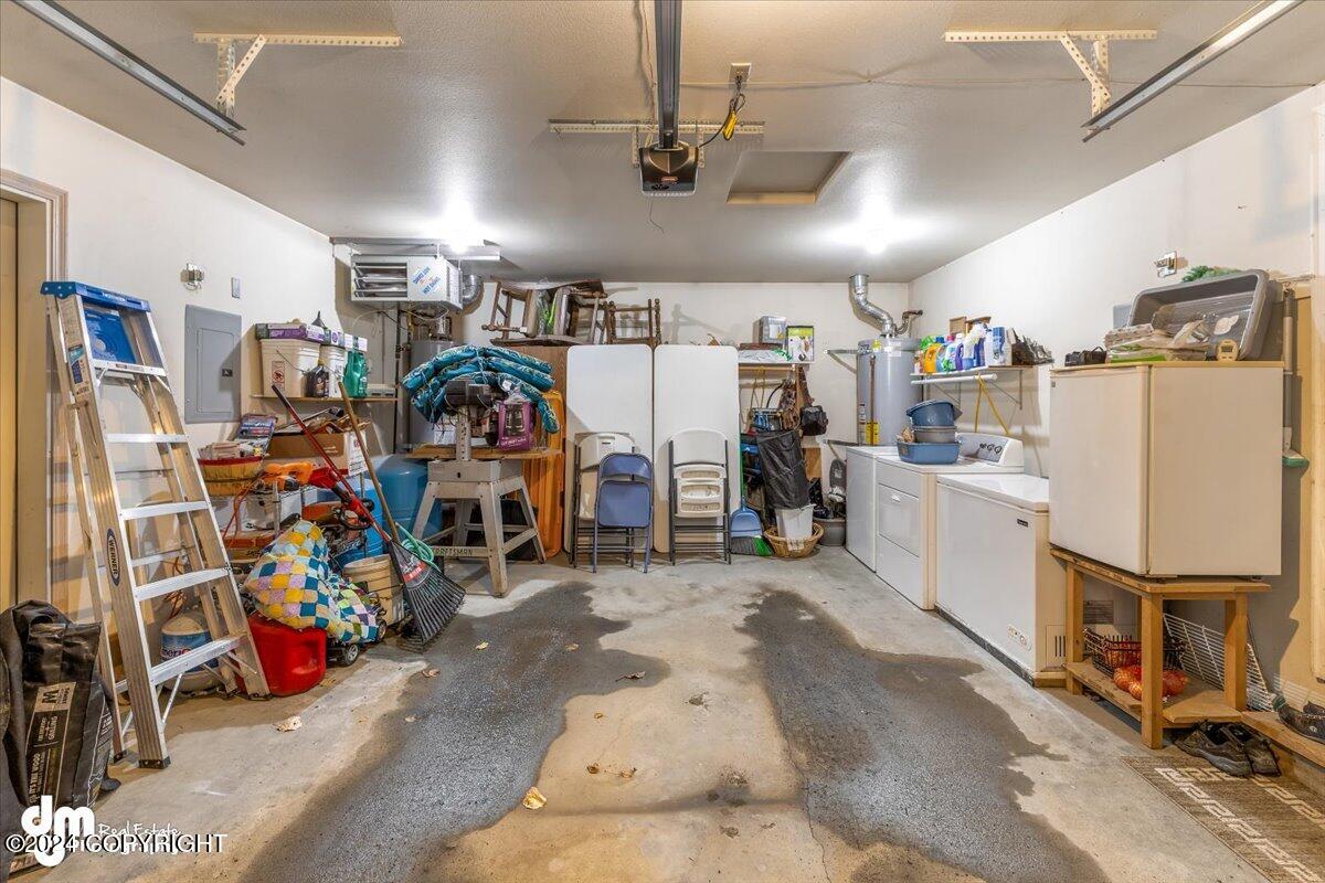 937 W Auklet Avenue Property Photo 7