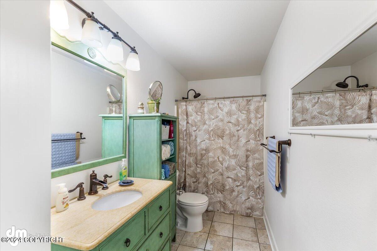 937 W Auklet Avenue Property Photo 9