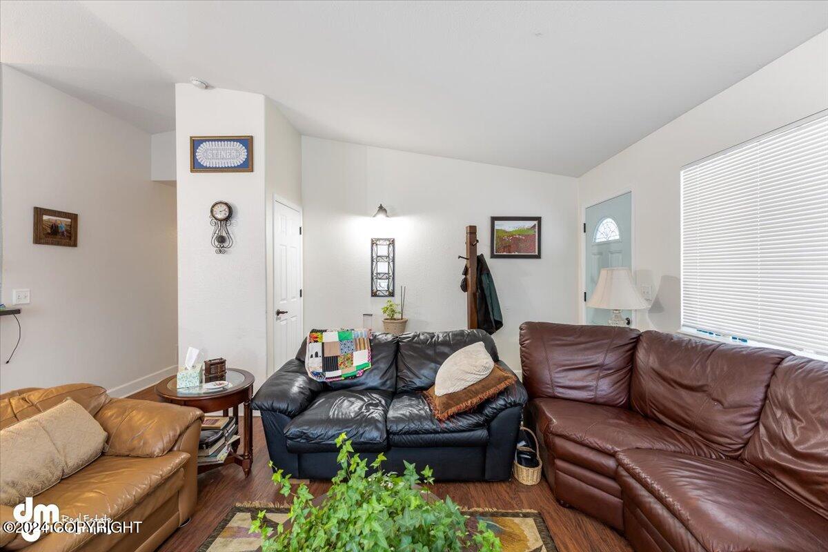 937 W Auklet Avenue Property Photo 31