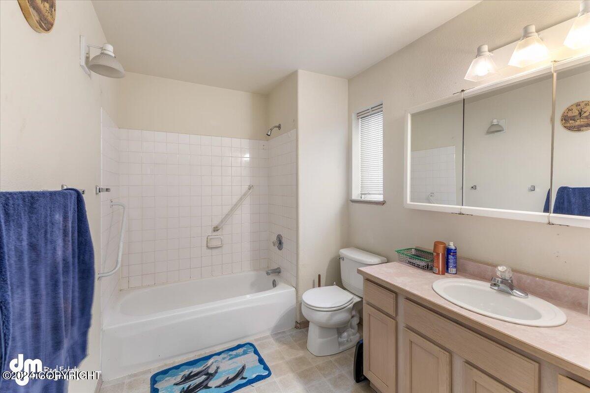 937 W Auklet Avenue Property Photo 46