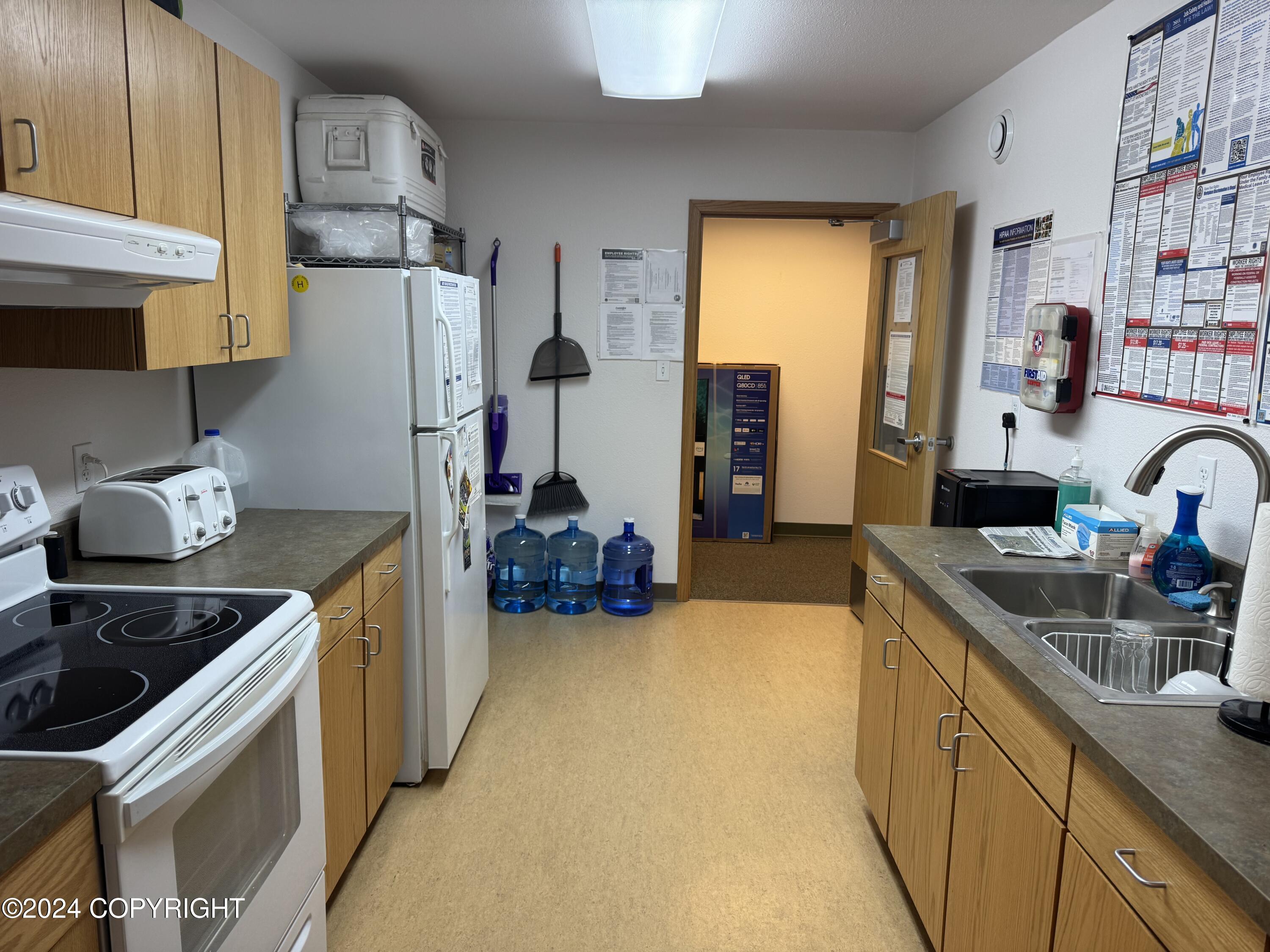 3051 N Van Horn Road Property Photo 4