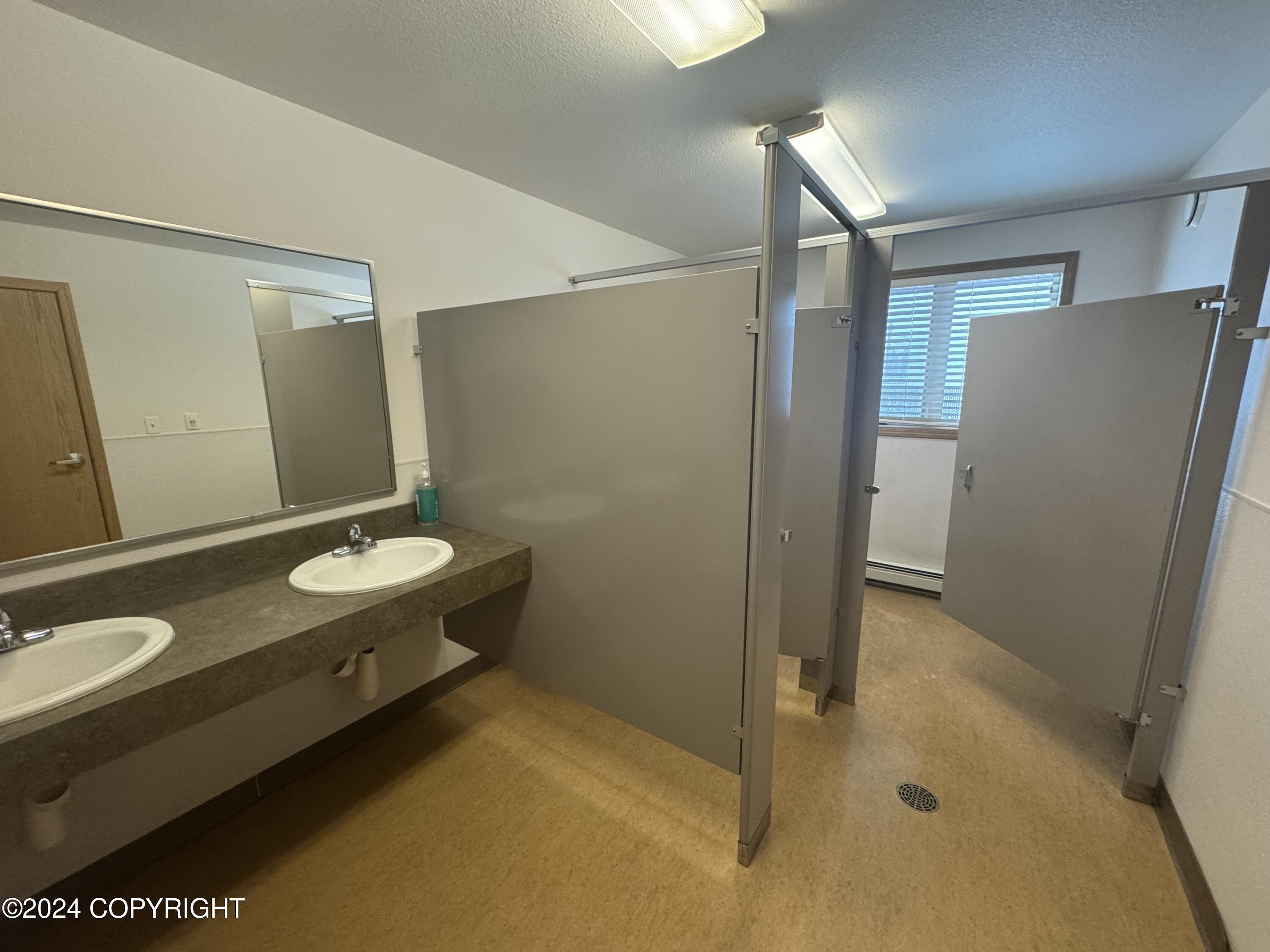 3051 N Van Horn Road Property Photo 13