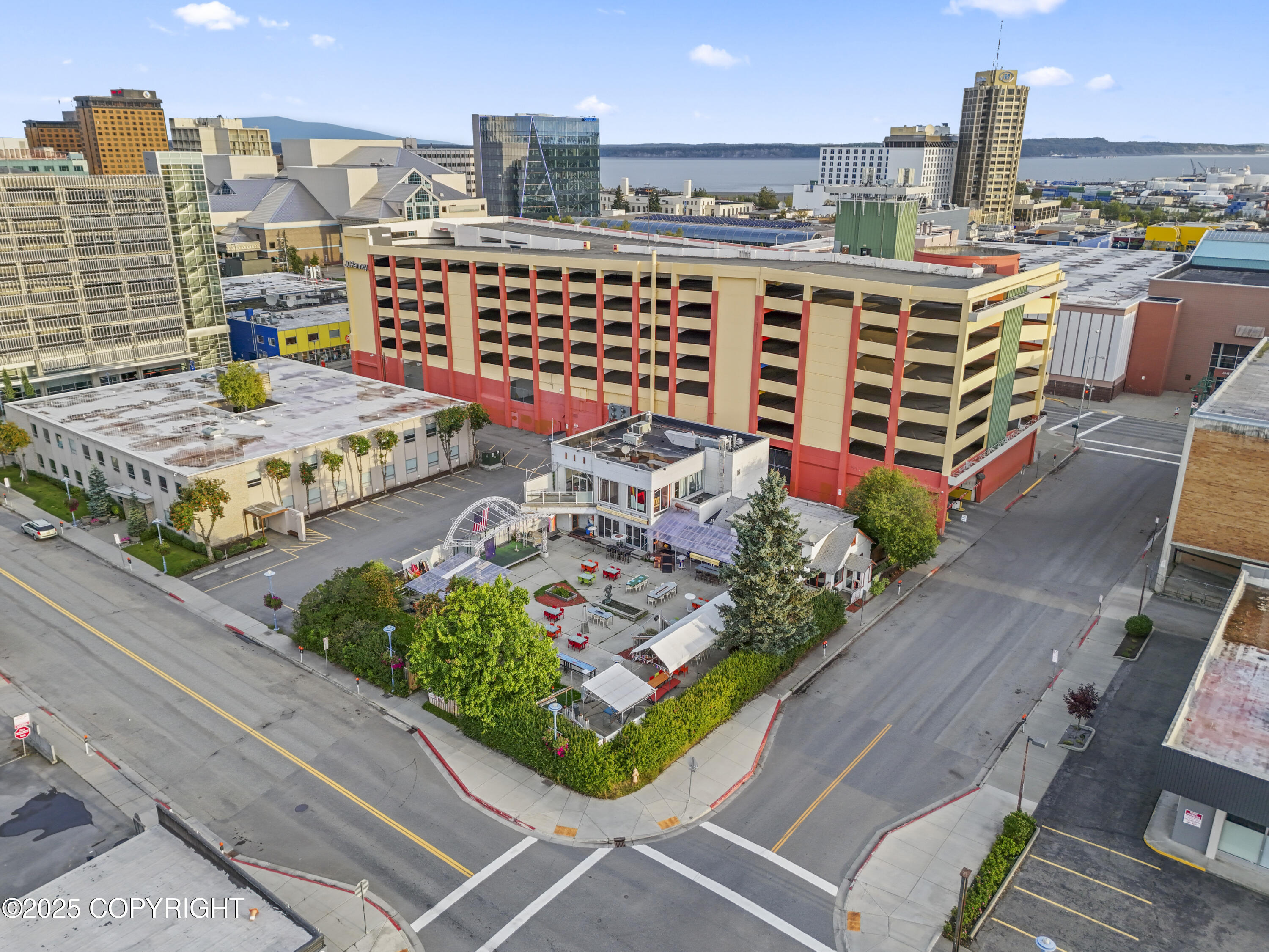 626 D Street Property Photo 2