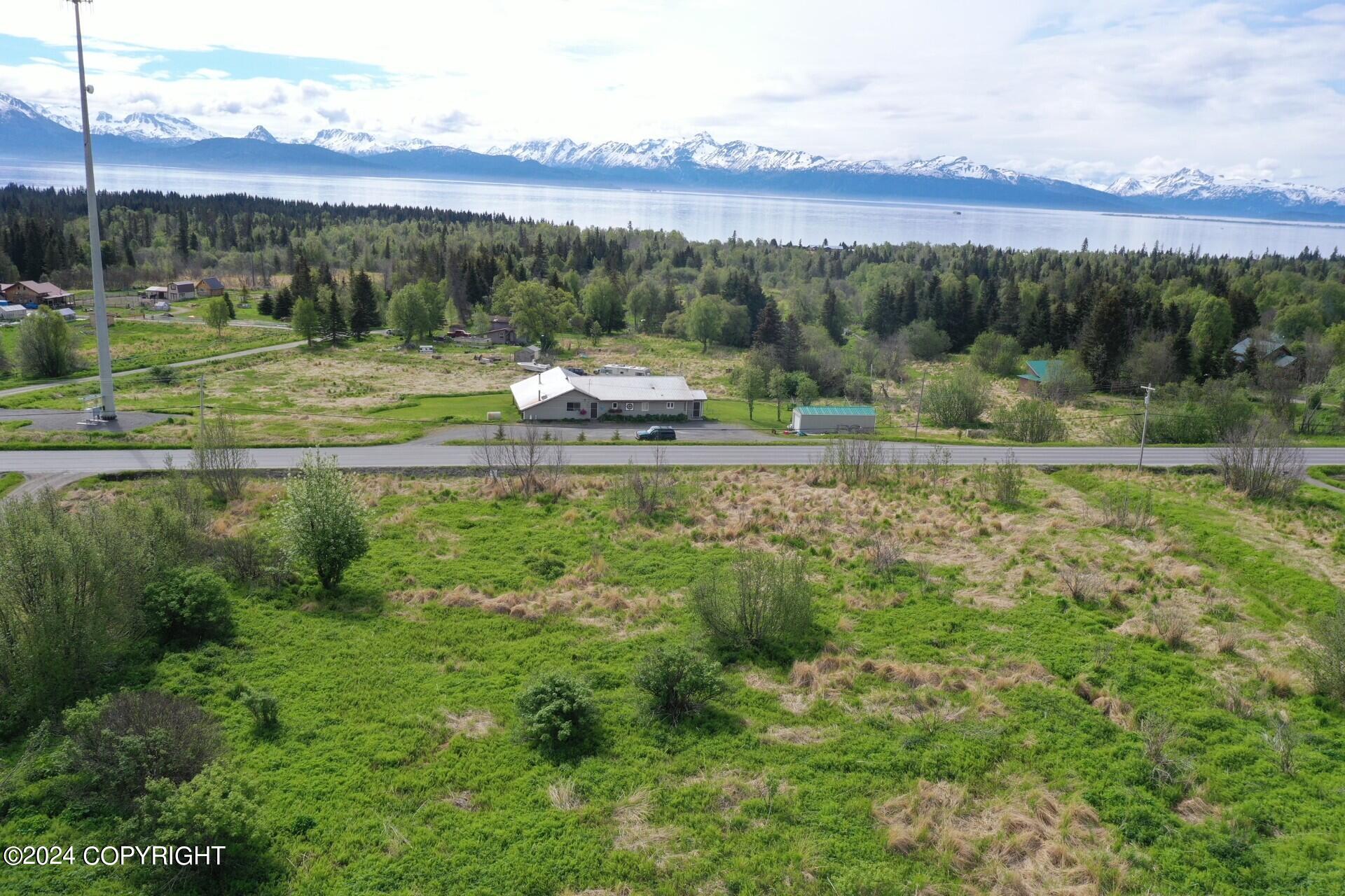 57396 E End Road Property Photo 4