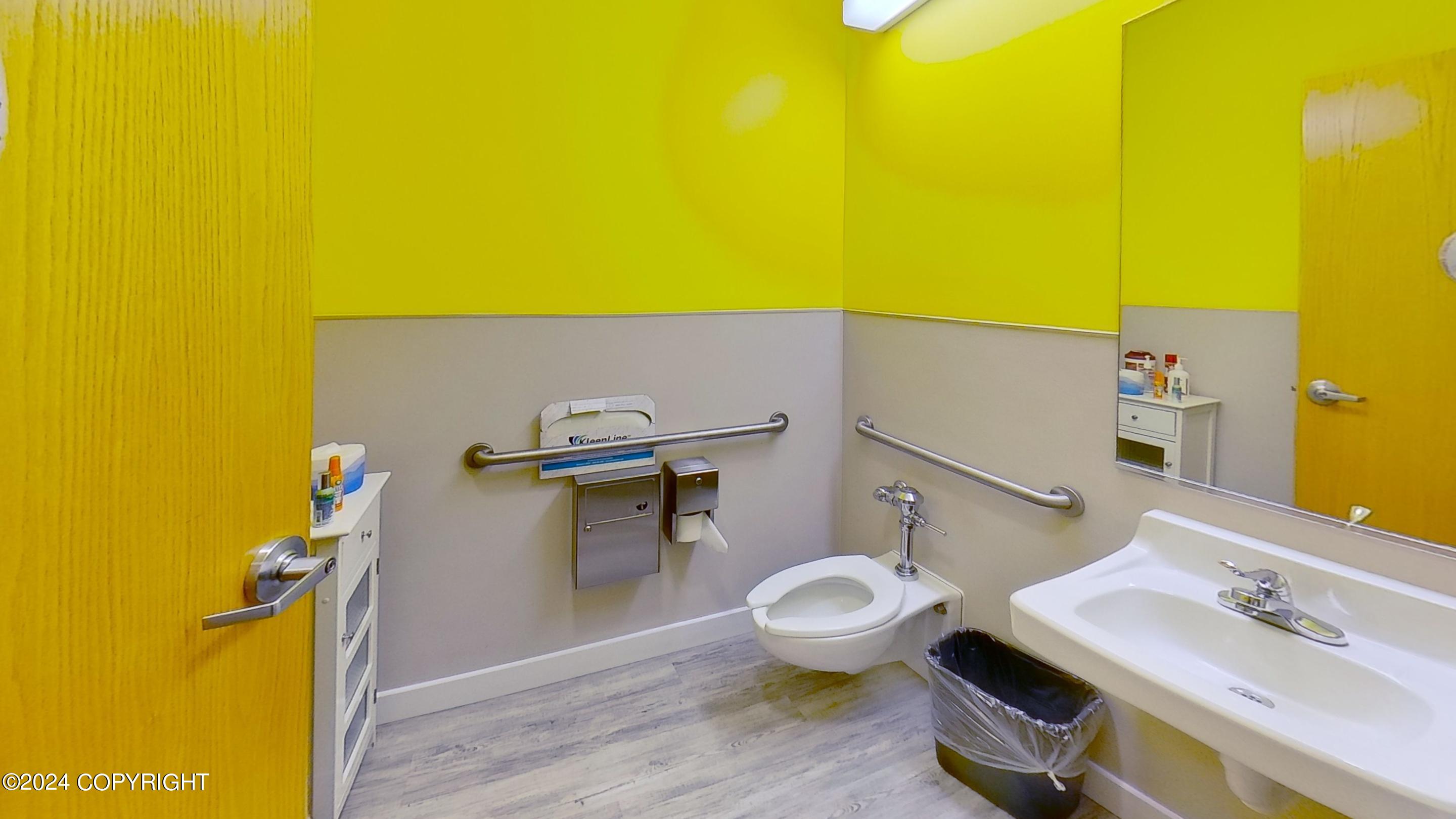 4100 Lake Otis Parkway #206 Property Photo 8