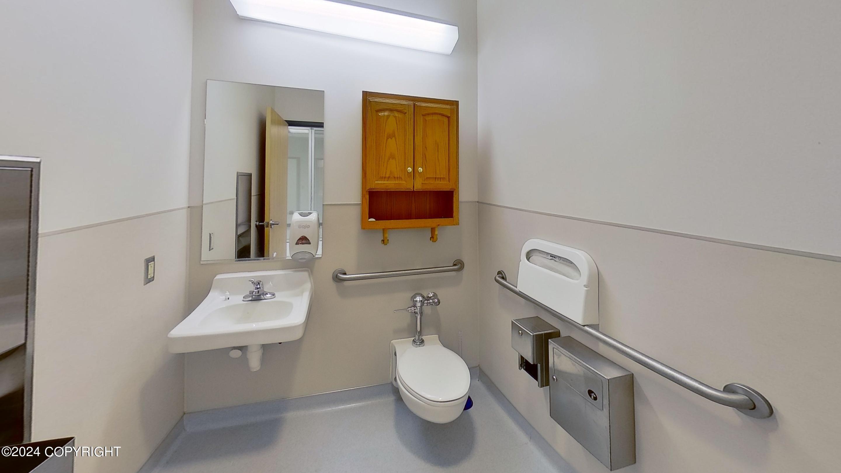 4100 Lake Otis Parkway #304 Property Photo 6