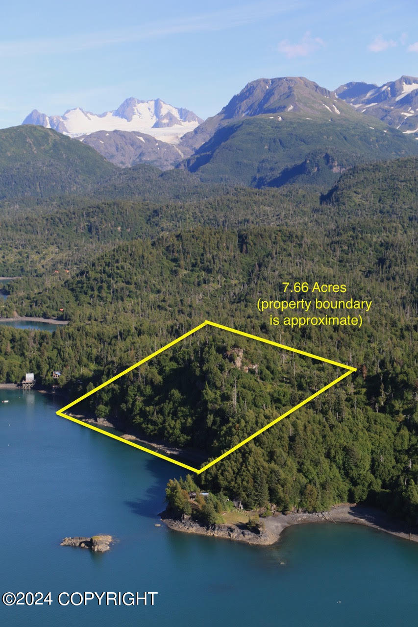 0 Sw Bear Cove Lot B Property Photo 2