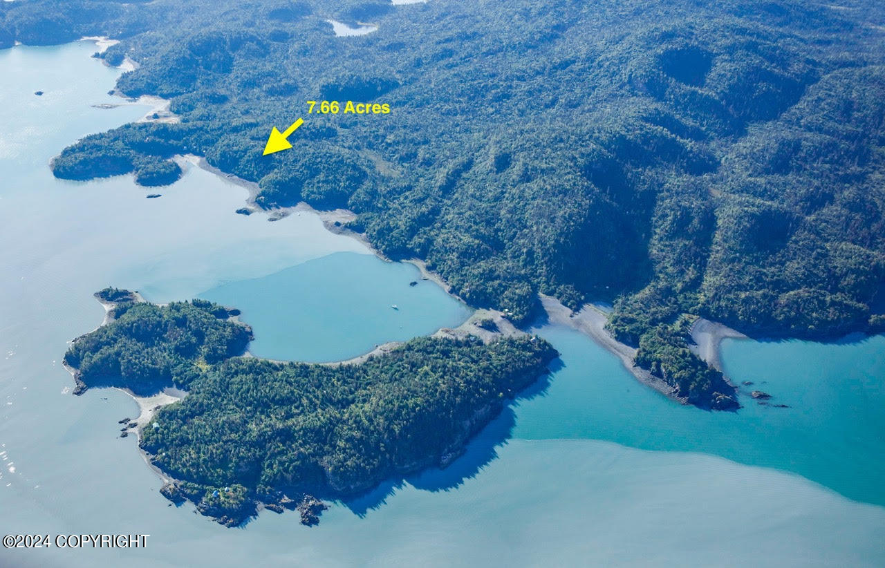 0 Sw Bear Cove Lot B Property Photo 3