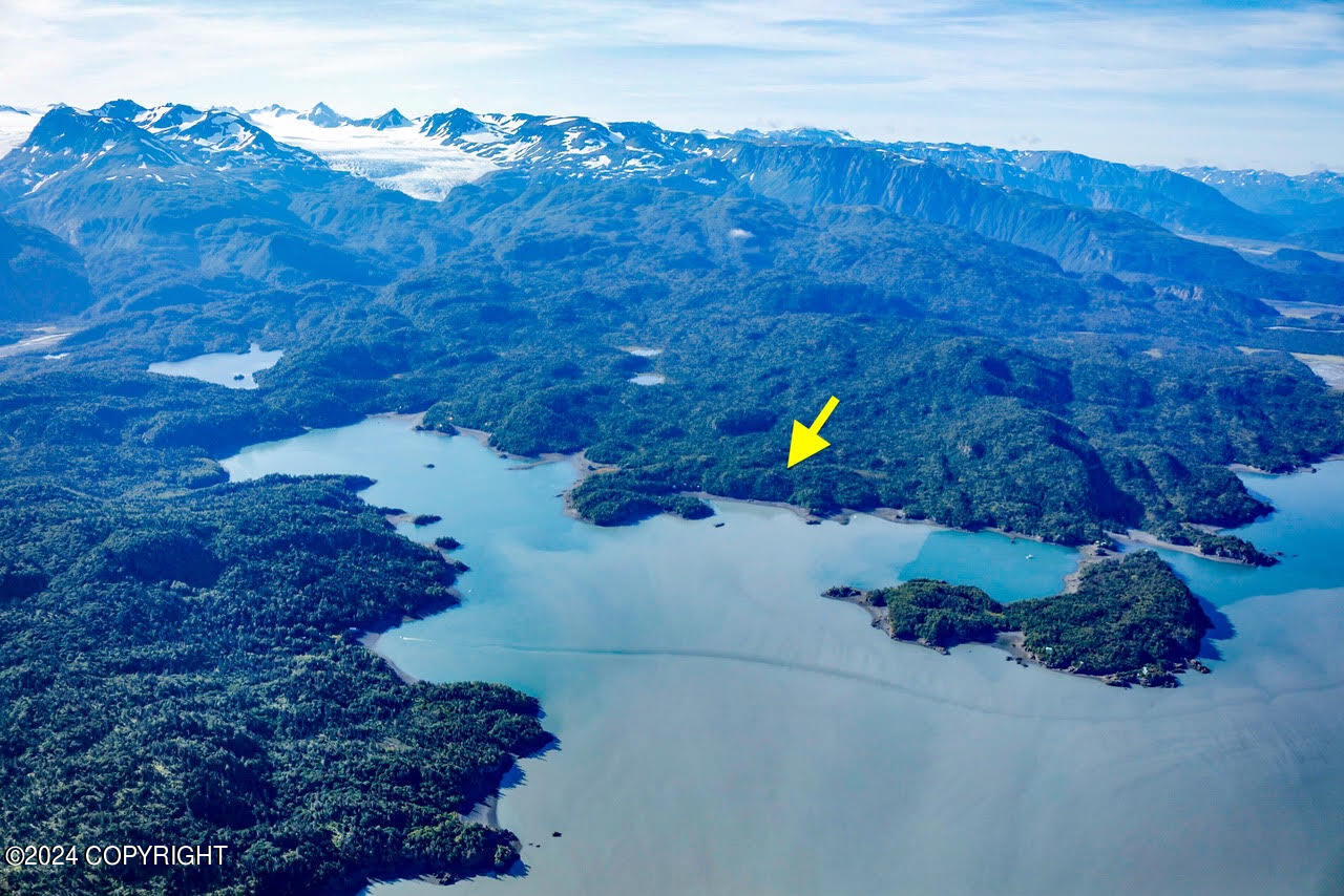 0 Sw Bear Cove Lot B Property Photo 4