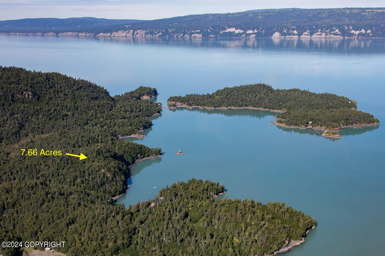 0 Sw Bear Cove Lot B Property Photo 7