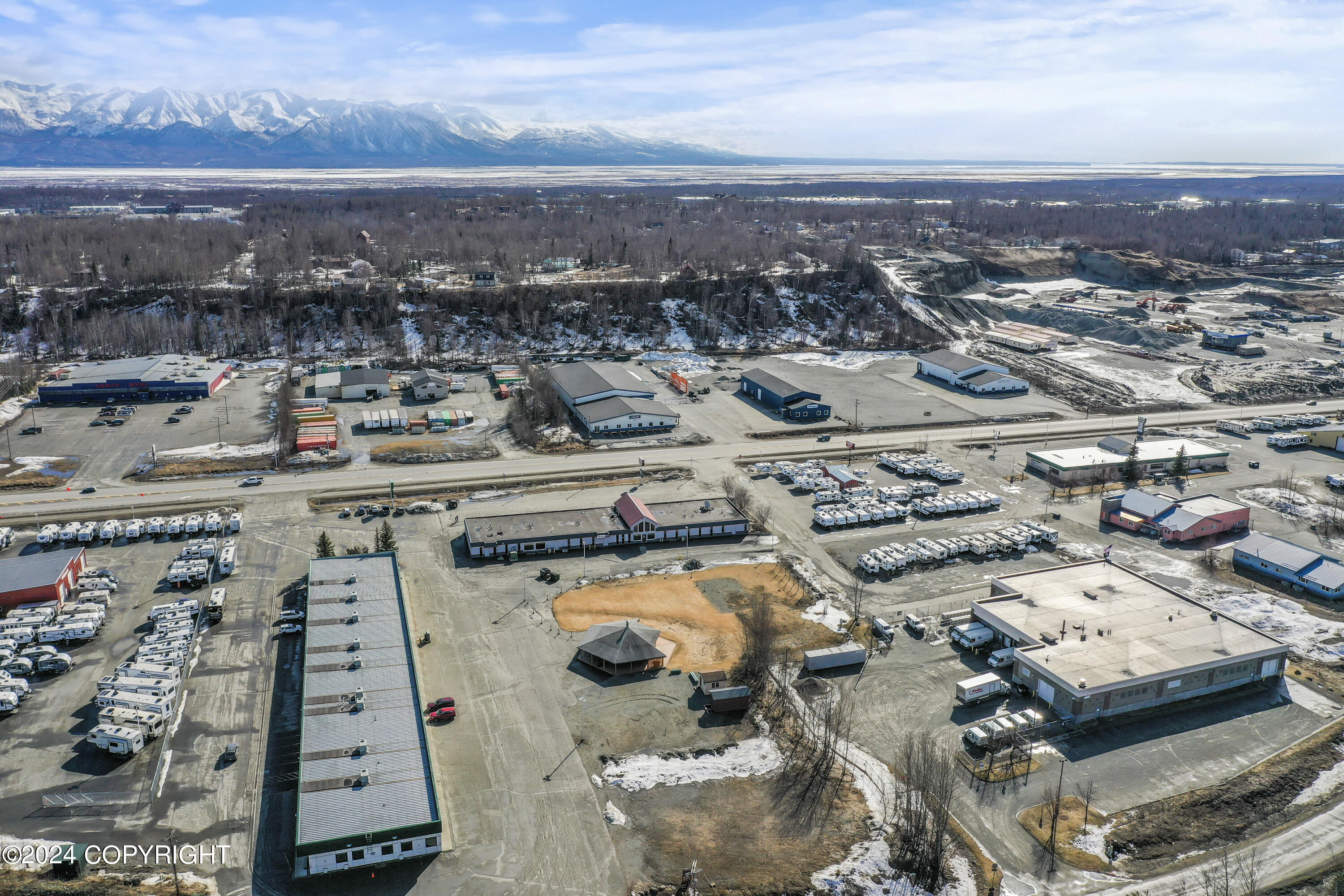 3161 E Palmer-wasilla Highway Property Photo 4