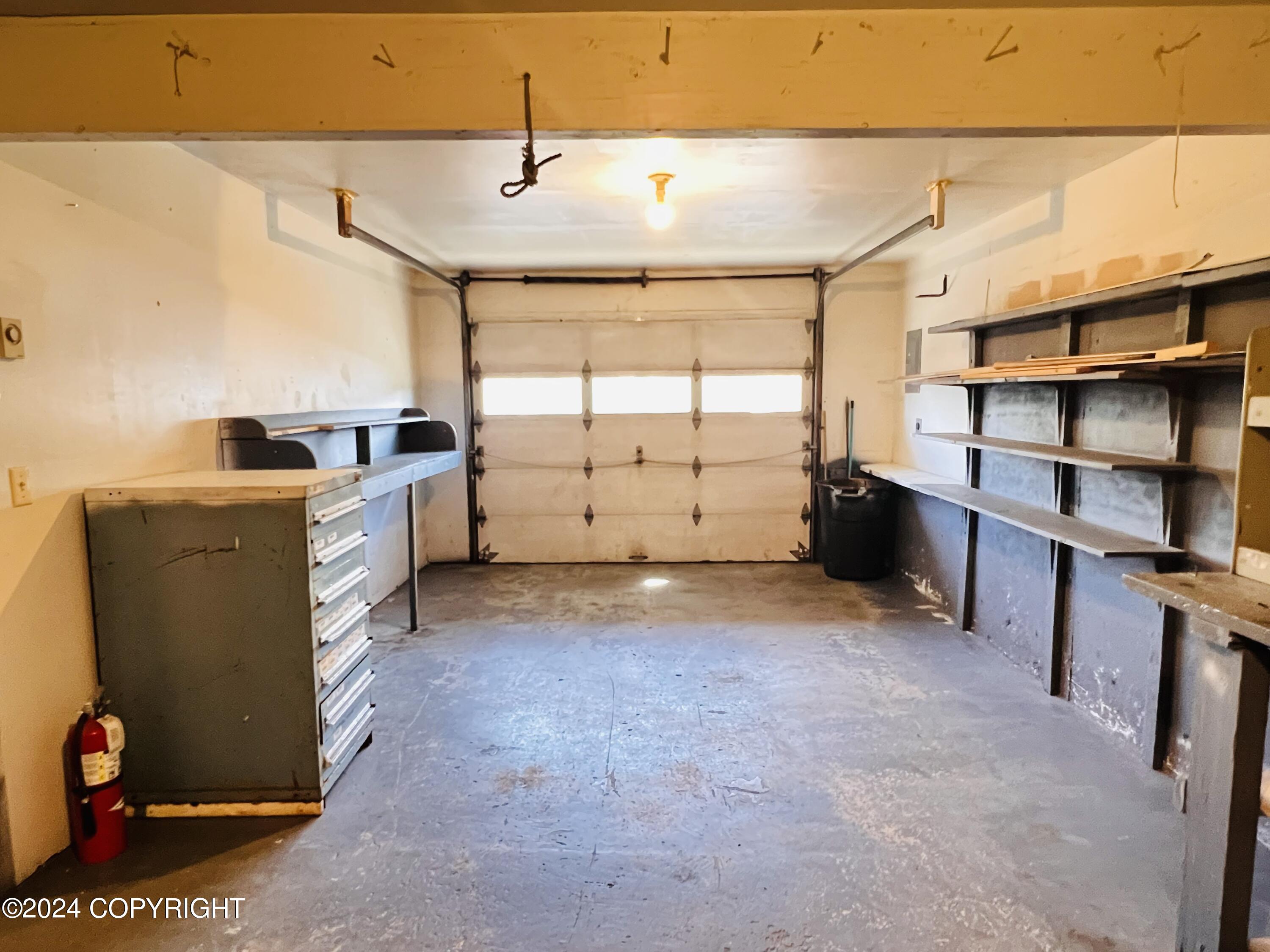 821 E Tagura Road Property Photo 23