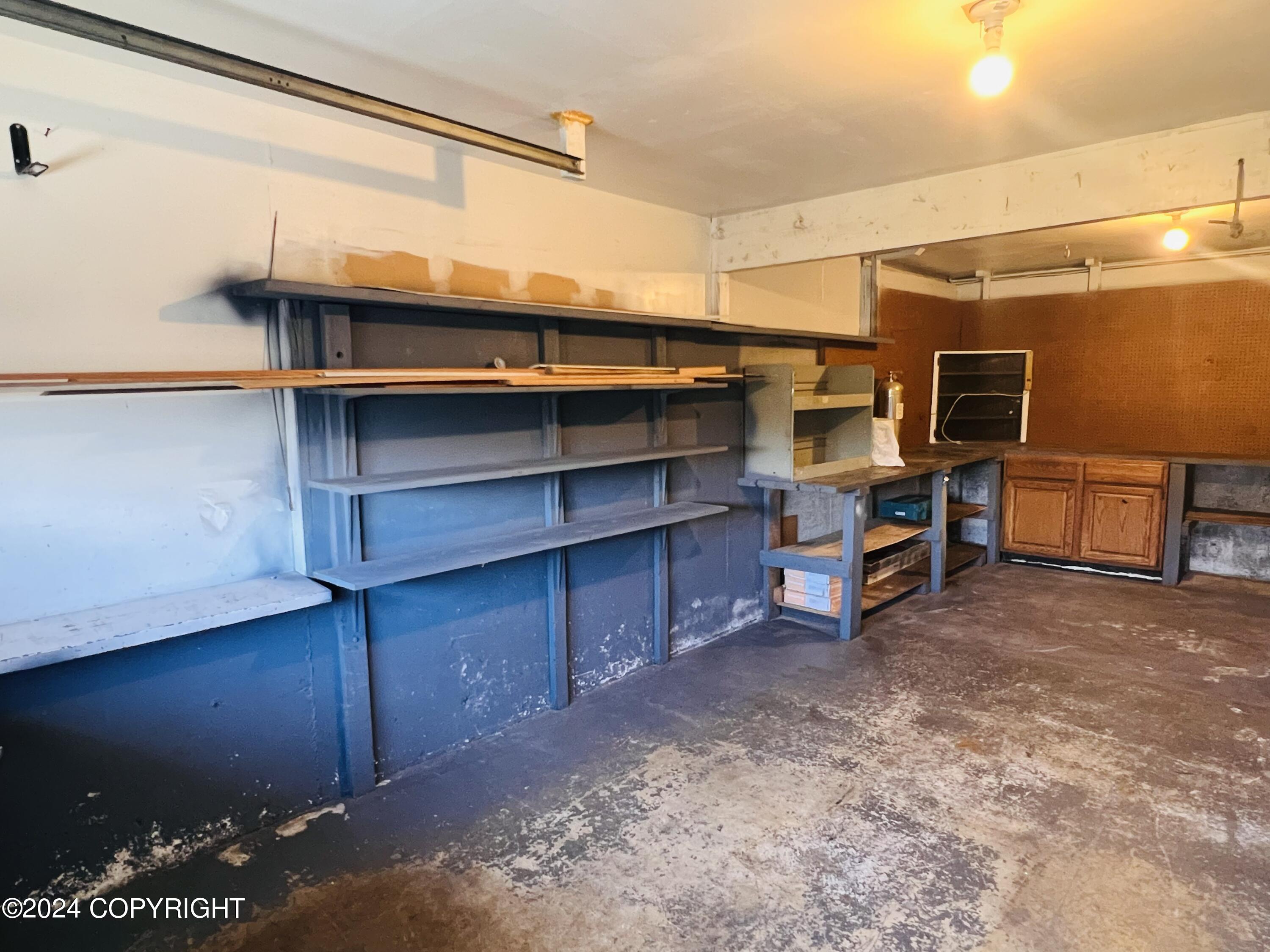 821 E Tagura Road Property Photo 26