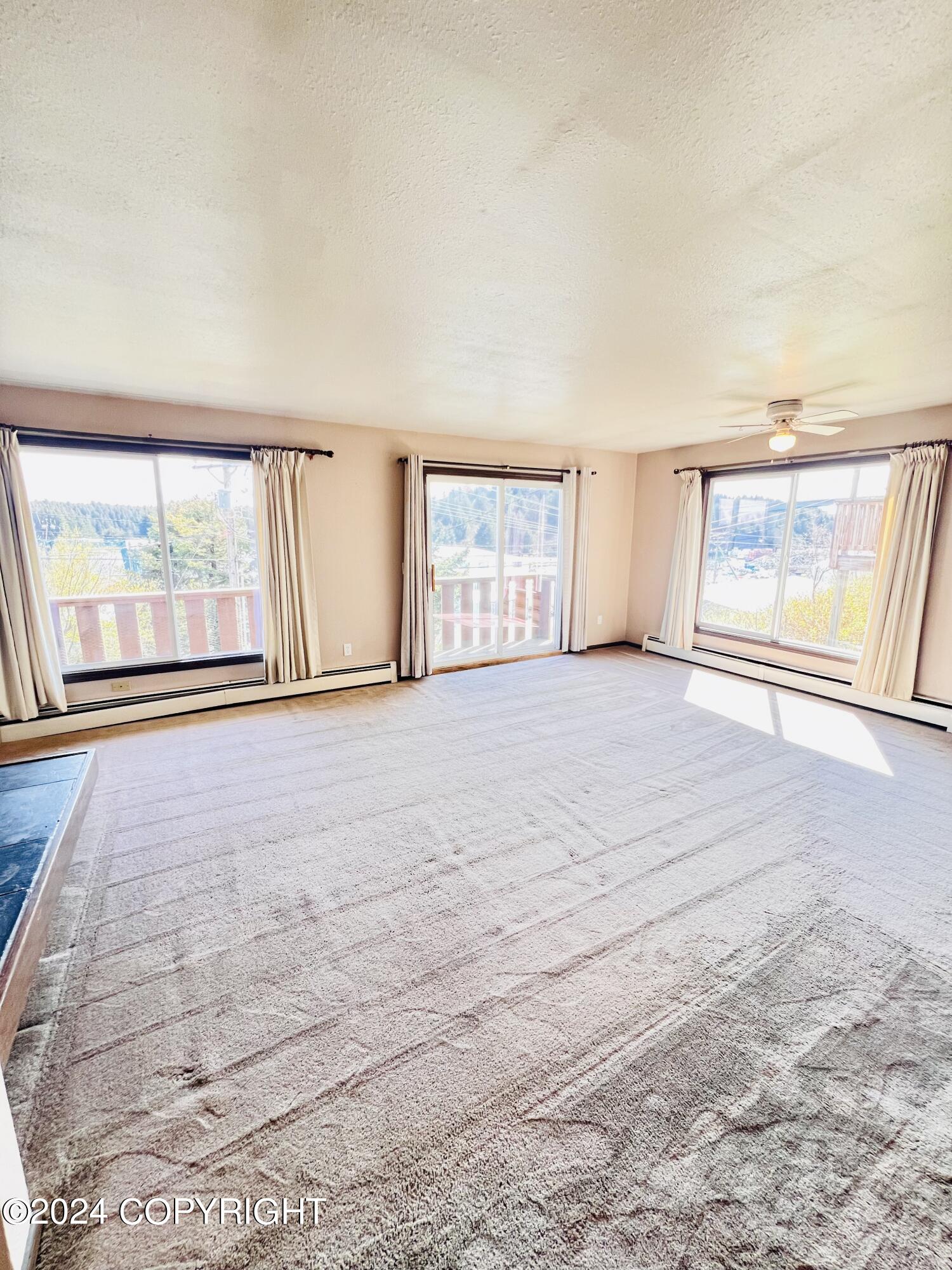 821 E Tagura Road Property Photo 31