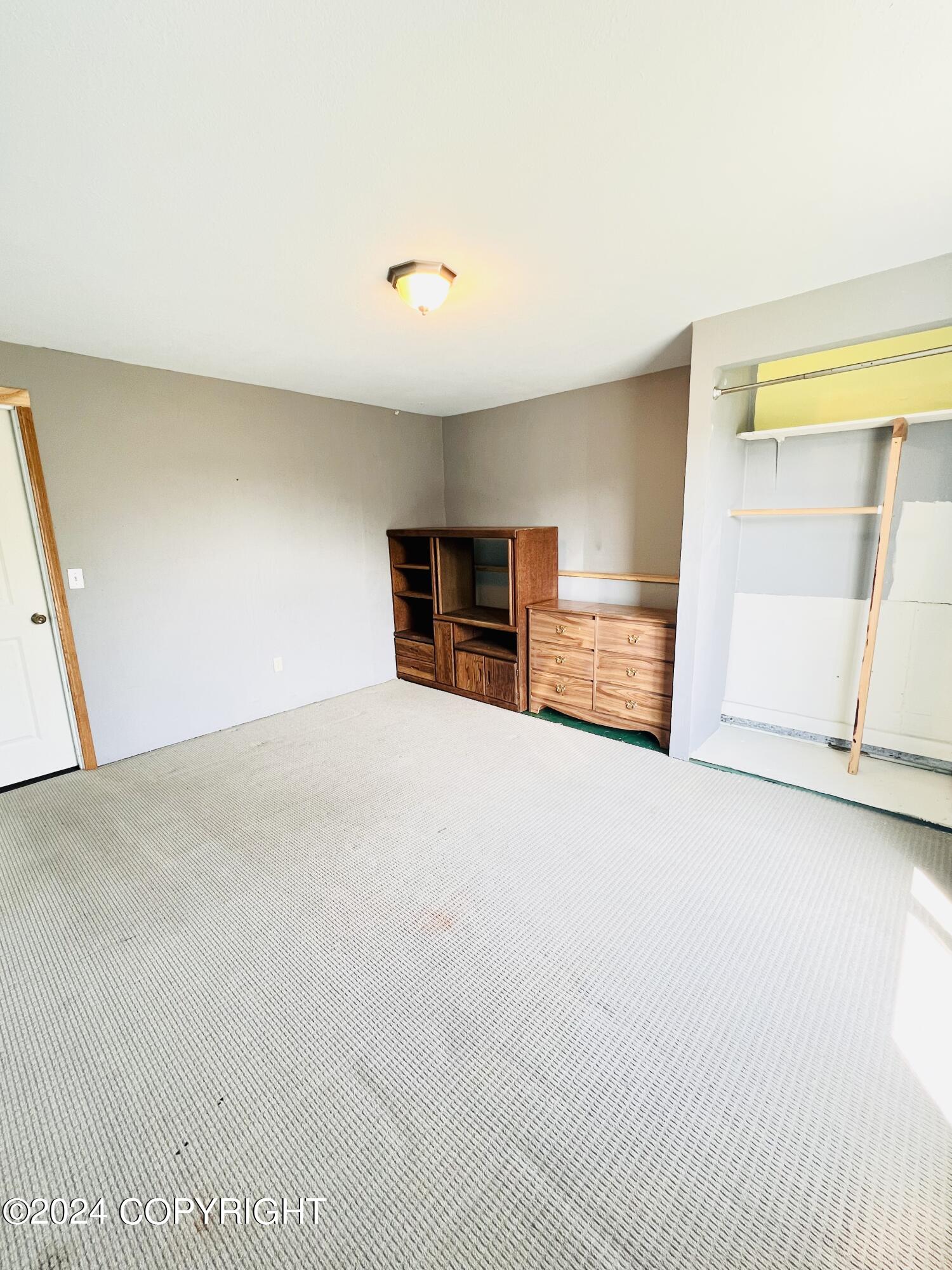 821 E Tagura Road Property Photo 57