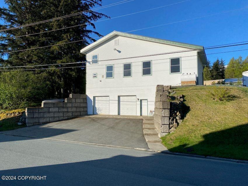 324 Mud Bay Road Property Photo 1