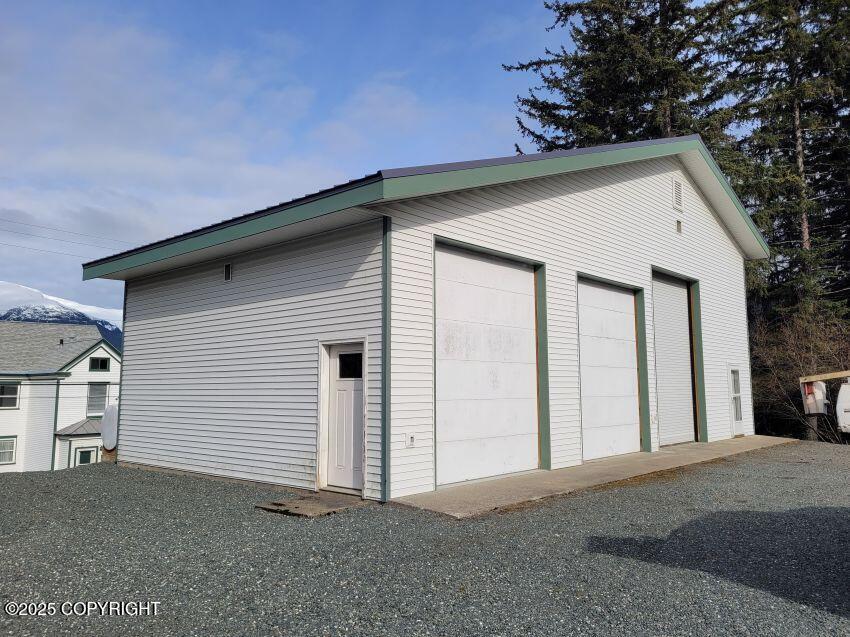 324 Mud Bay Road Property Photo 2