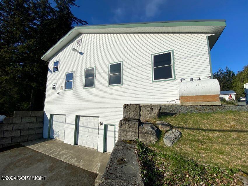 324 Mud Bay Road Property Photo 8