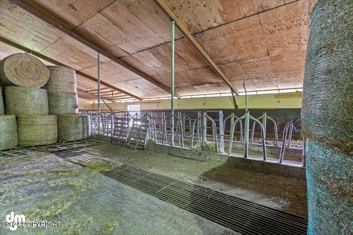 18226 S Guernsey Road Property Photo 78
