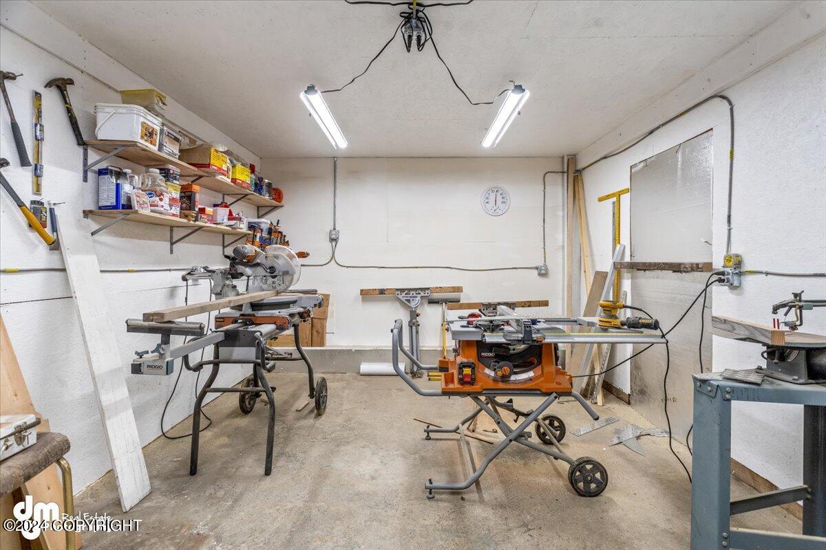 18226 S Guernsey Road Property Photo 89
