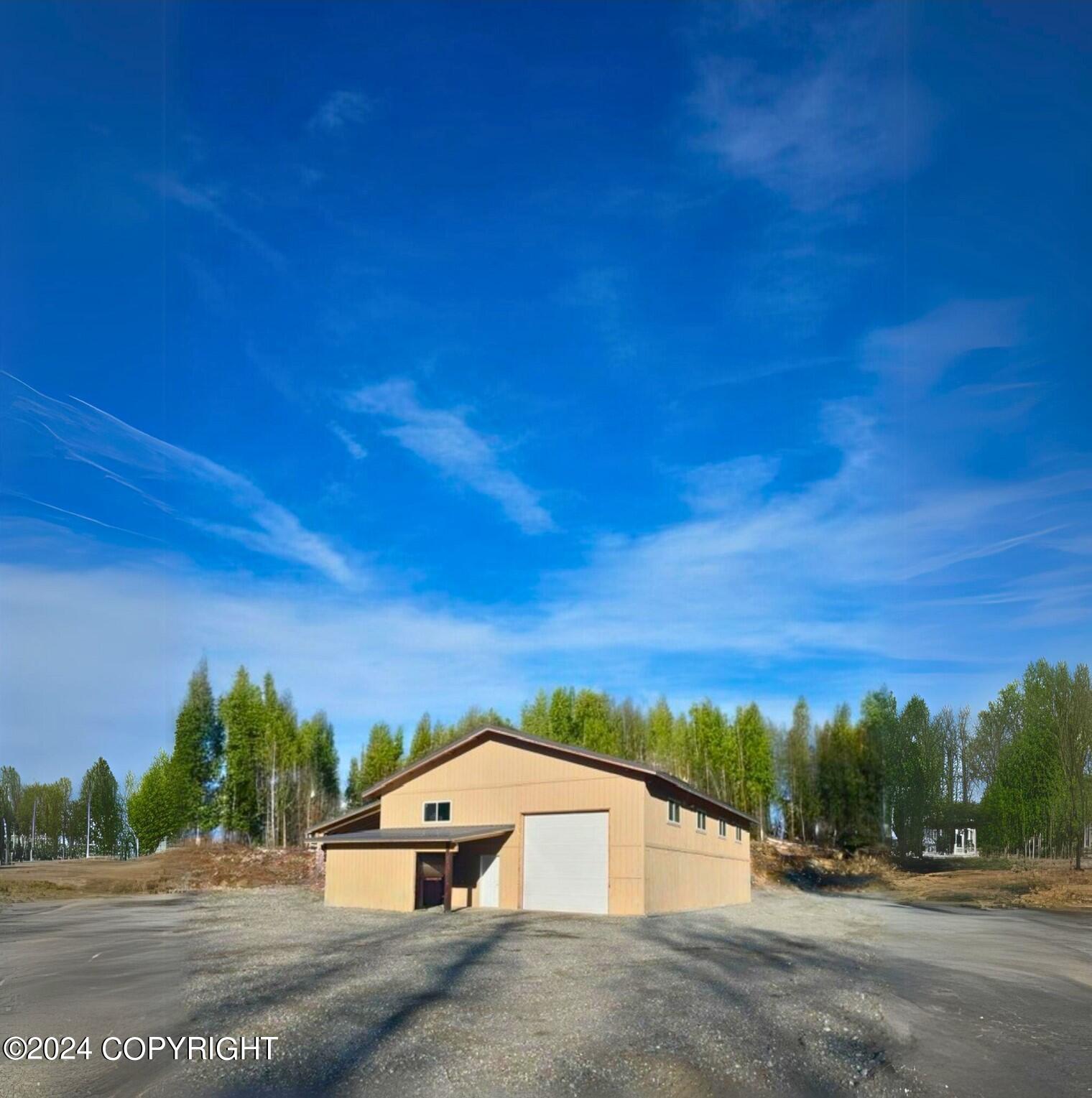 21766 E Caswell Lake Road Property Photo 3